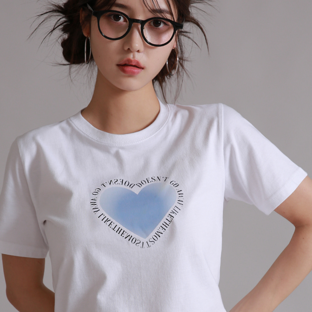 스카이 하트 우먼 레귤러 베이직 티셔츠